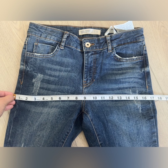 Zara Basic. Women's Blue Pearl Embellished Jeans 👖🧋 - Picture 12 of 14